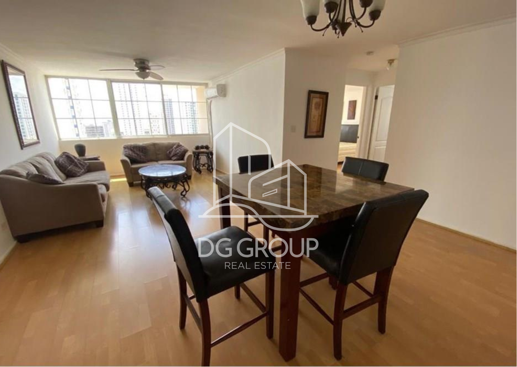 Venta de apartamento en San Francisco PH Torres Mar del Sur — foto 1