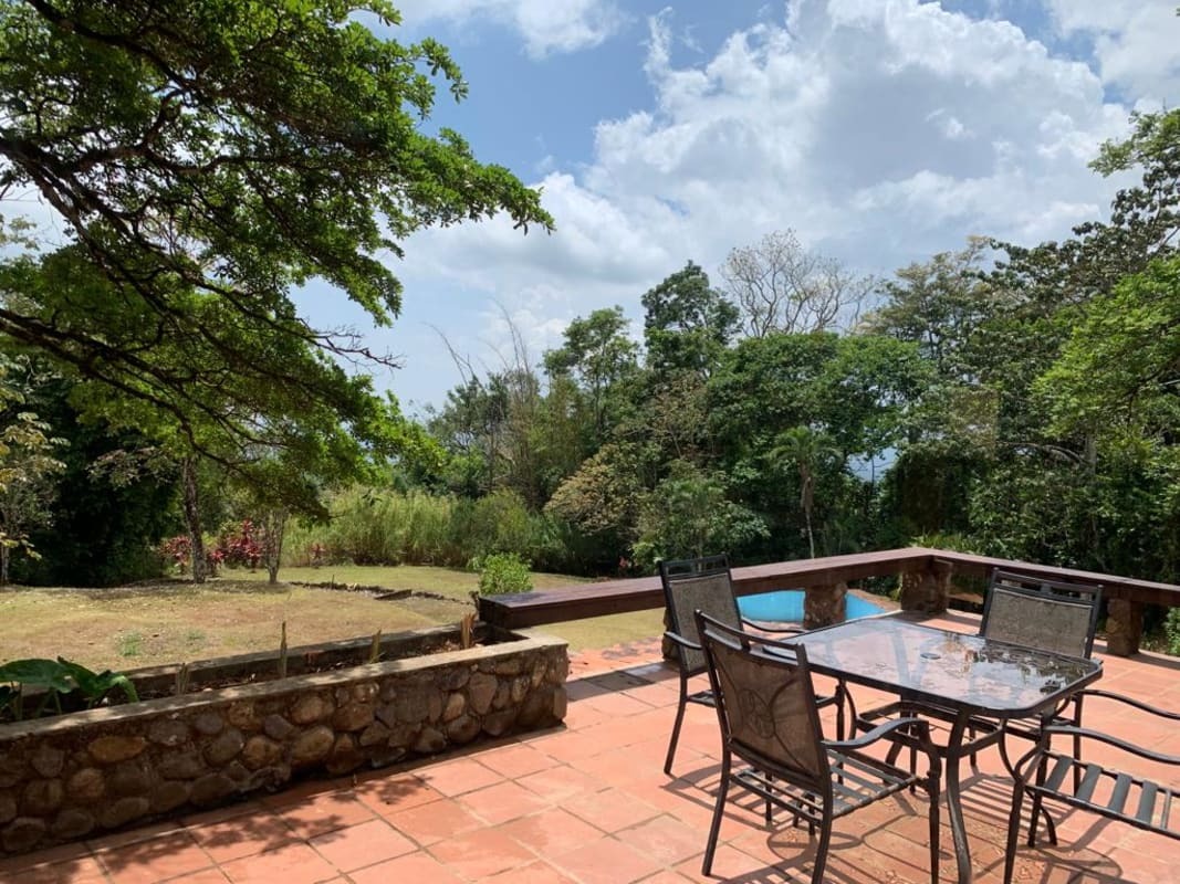 Venta de casa campestre en Altos de Cerro Azul — foto 1