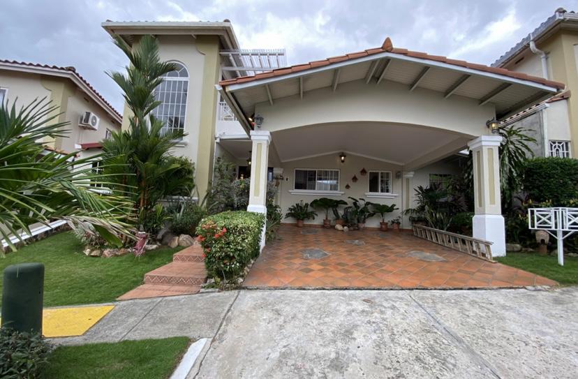 Venta de casa en Brisas del Golf PH Brisas de Pacífico — foto 1