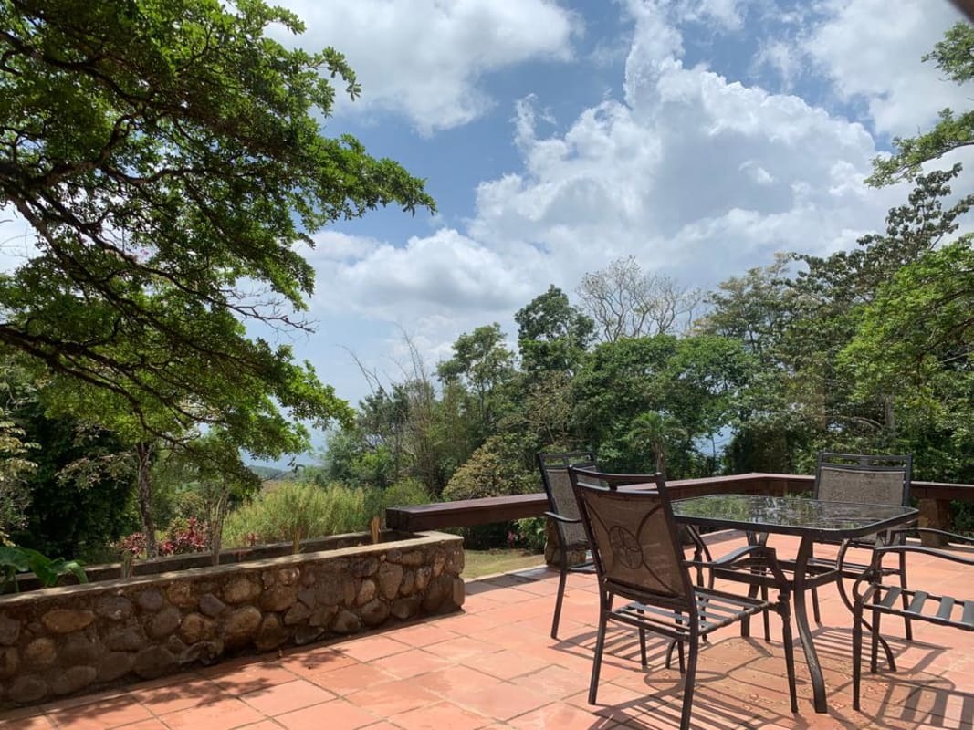 Venta de casa campestre en Altos de Cerro Azul — foto 5