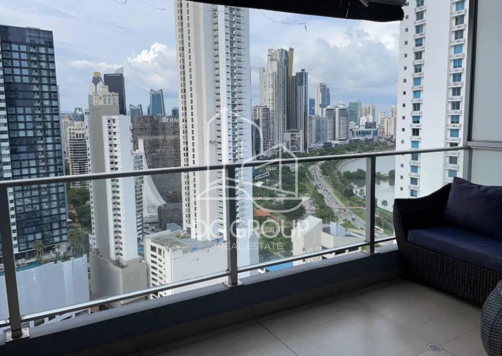 Venta de apartamento Linea Blanca en Avenida Balboa  — foto 1