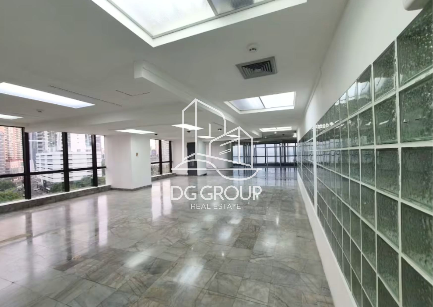 Alquiler de oficinas en torre BAC — foto 5