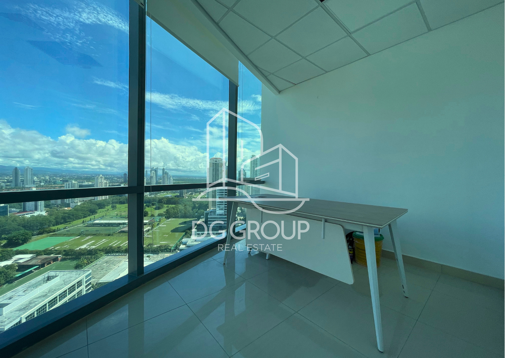 Alquiler de oficina en Costa del Este PH Financial Park — foto 1