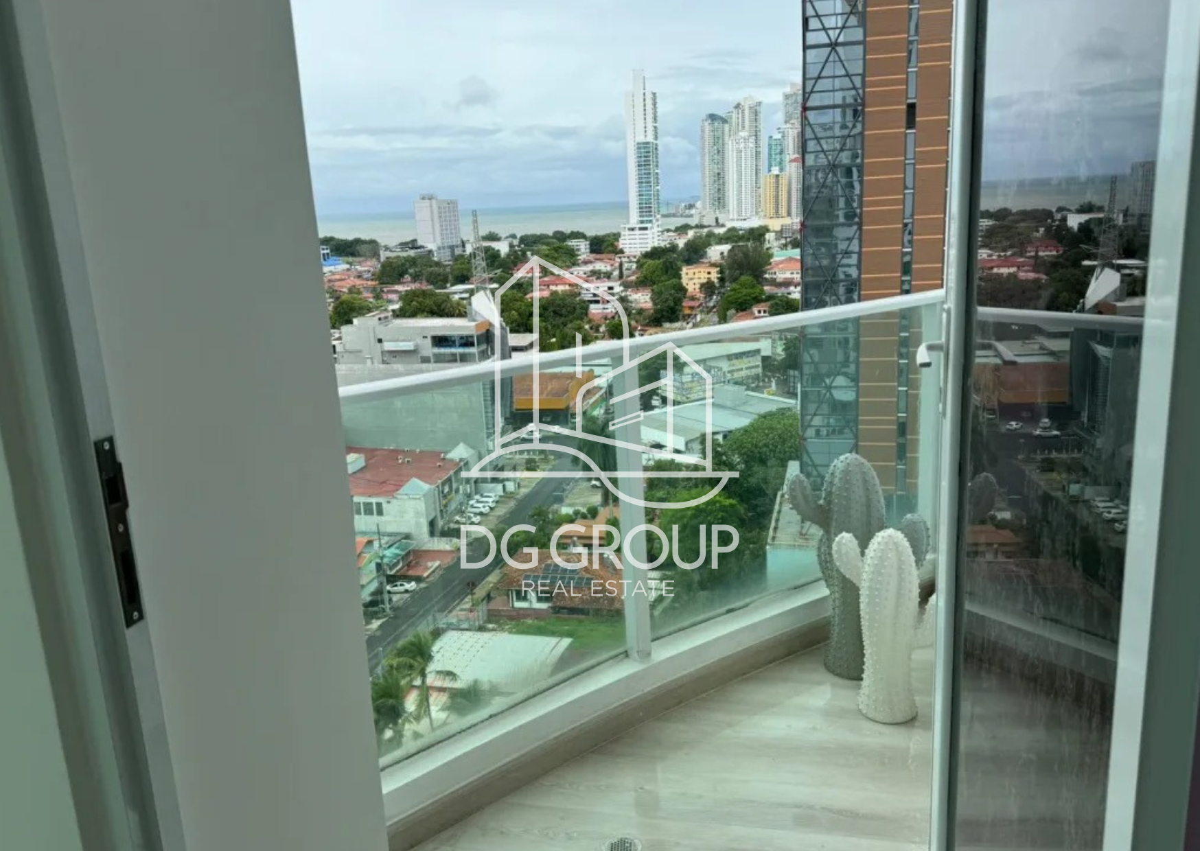 Venta de apartamento en San Francisco PH Cosmopolitan — foto 3