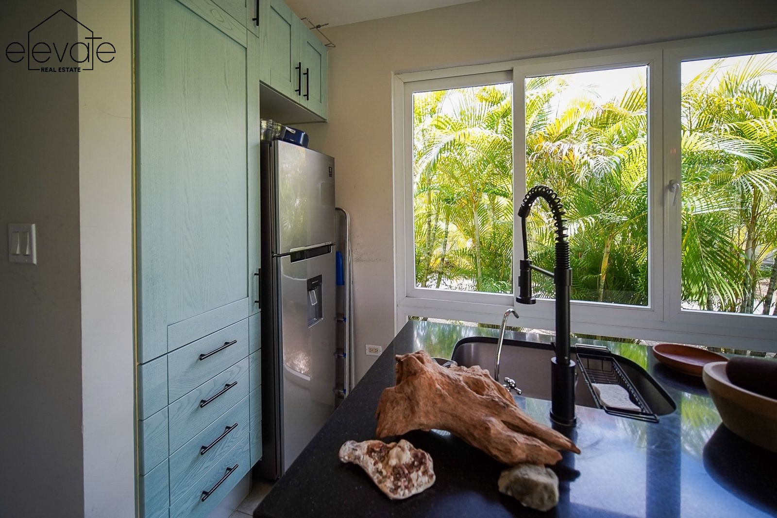 CASA EN BLUE - PLAYA VENAO PEDASI