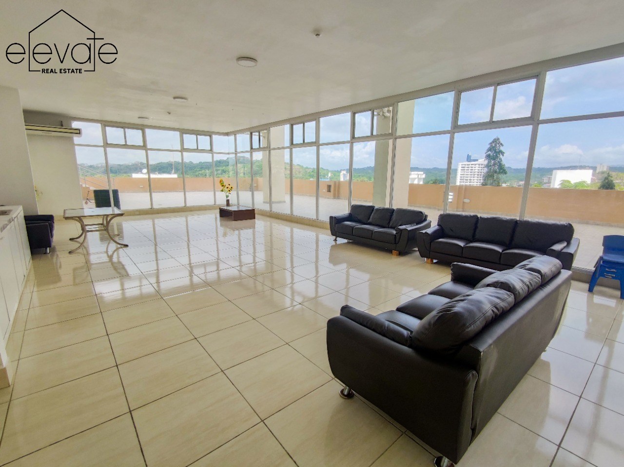 MAJESTIC GARDENS - EDISON PLAZA