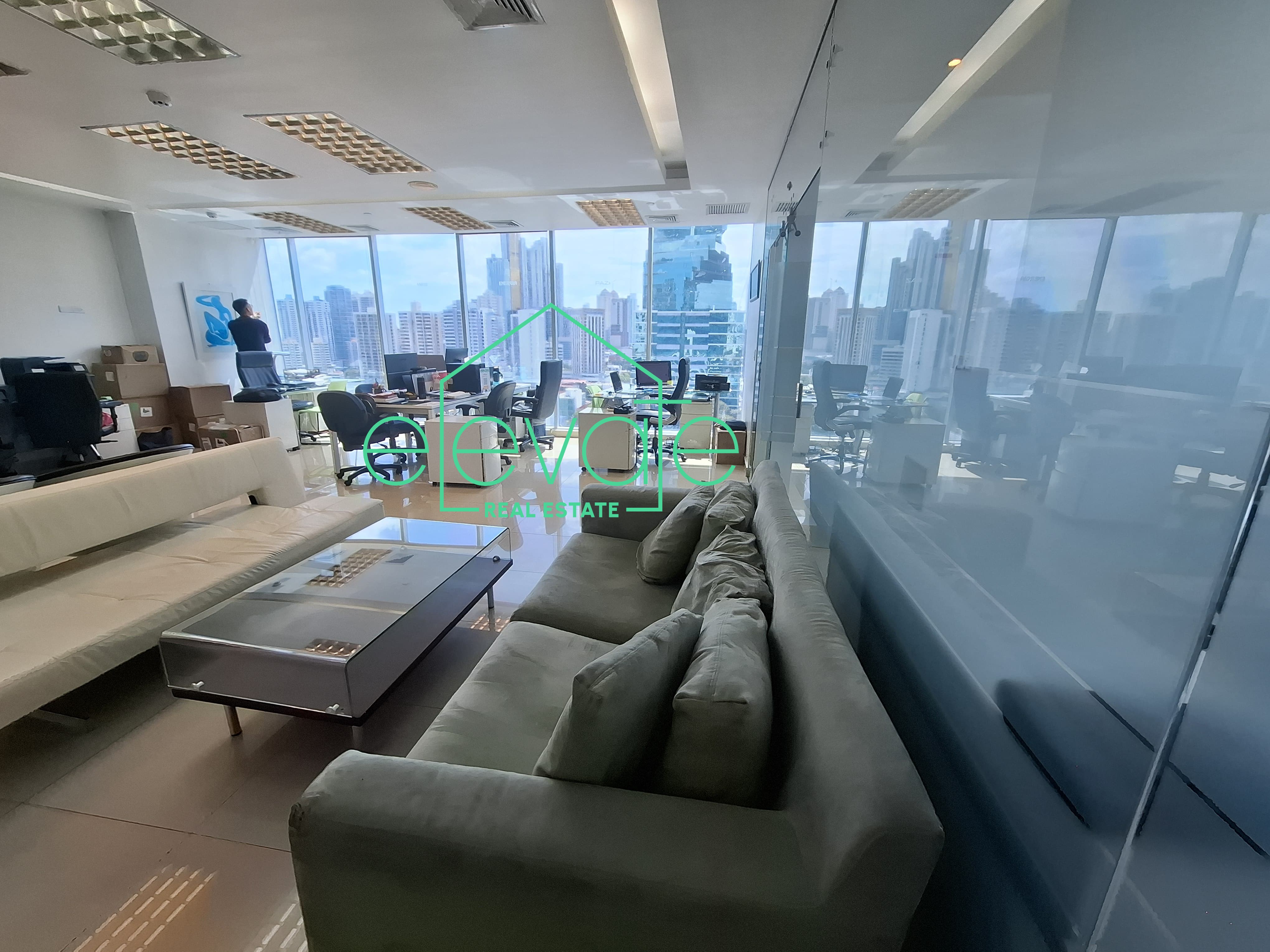 OFICINA EN GLOBAL BANK - CALLE 50