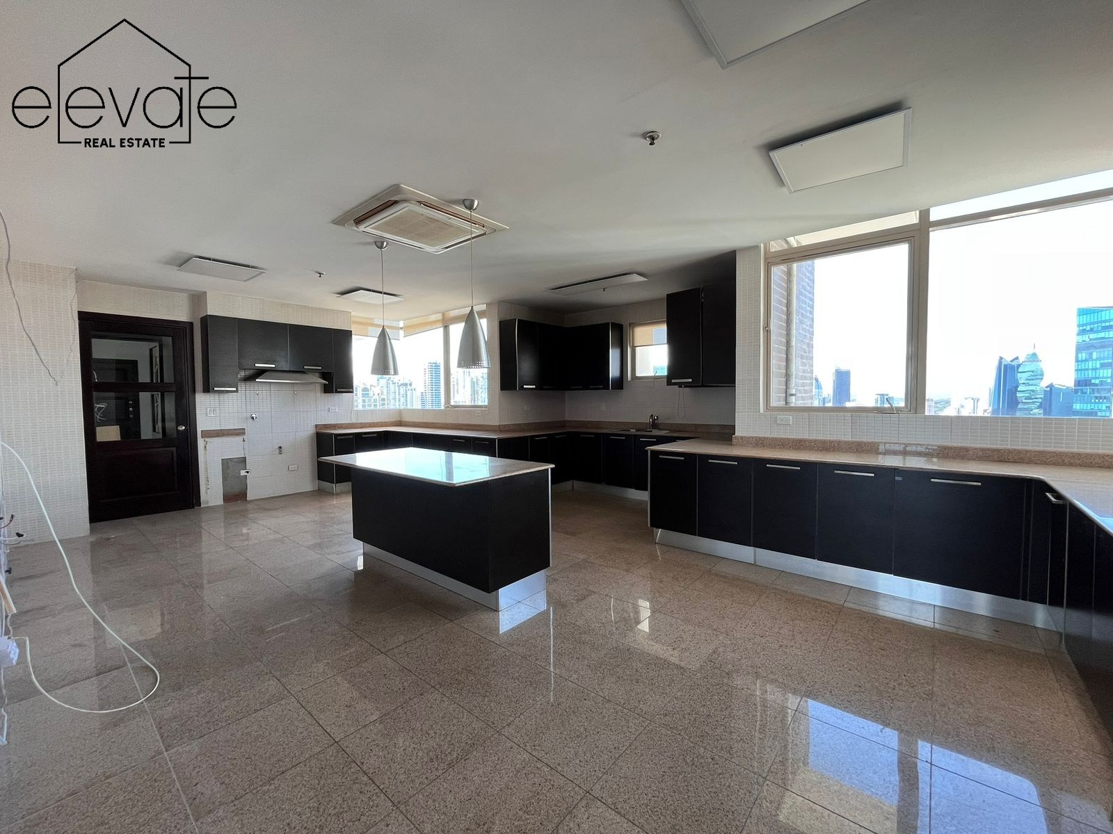 PACIFIC POINT - PUNTA PACIFICA