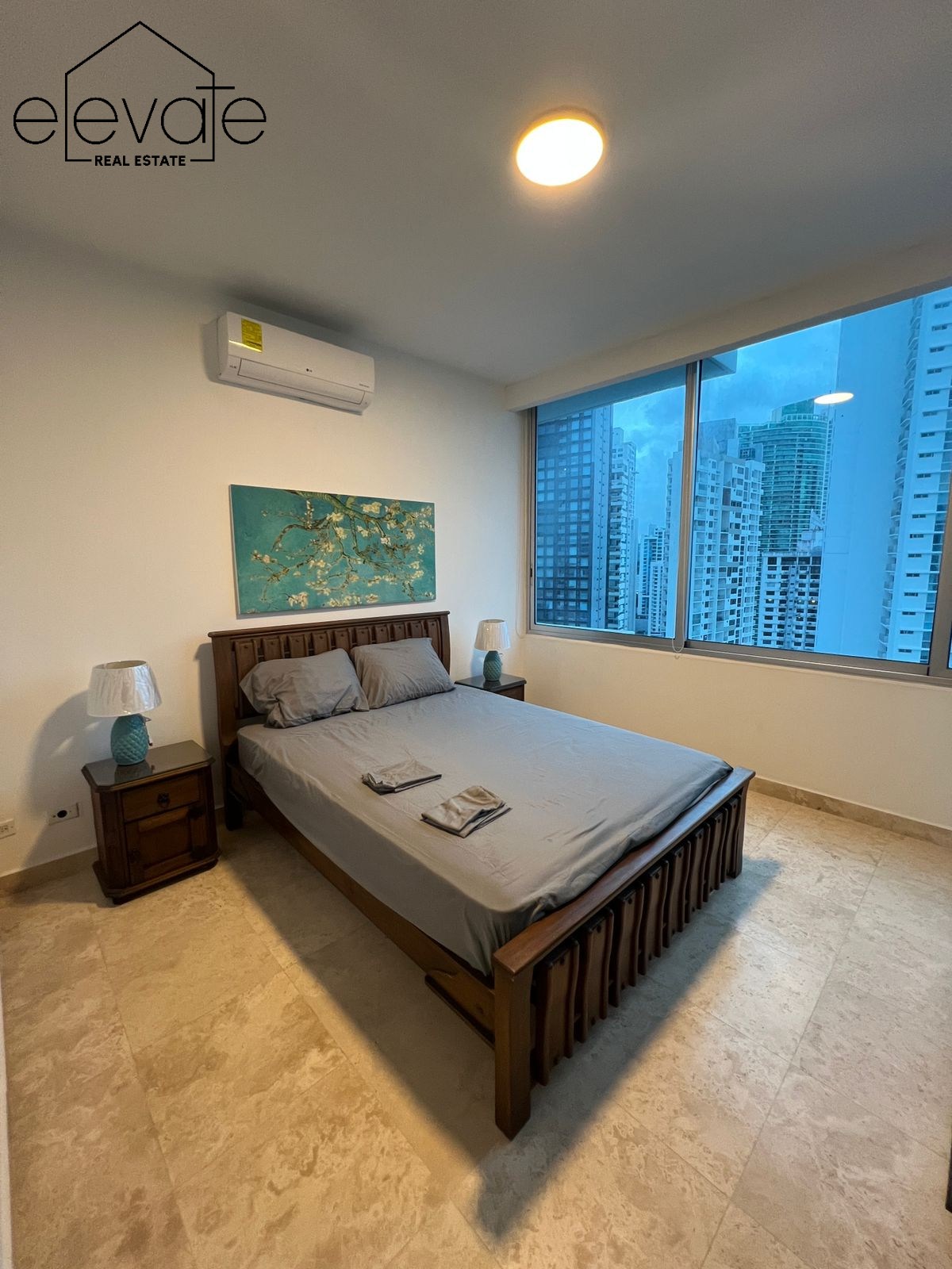 SKY RESIDENCES - AVENIDA BALBOA