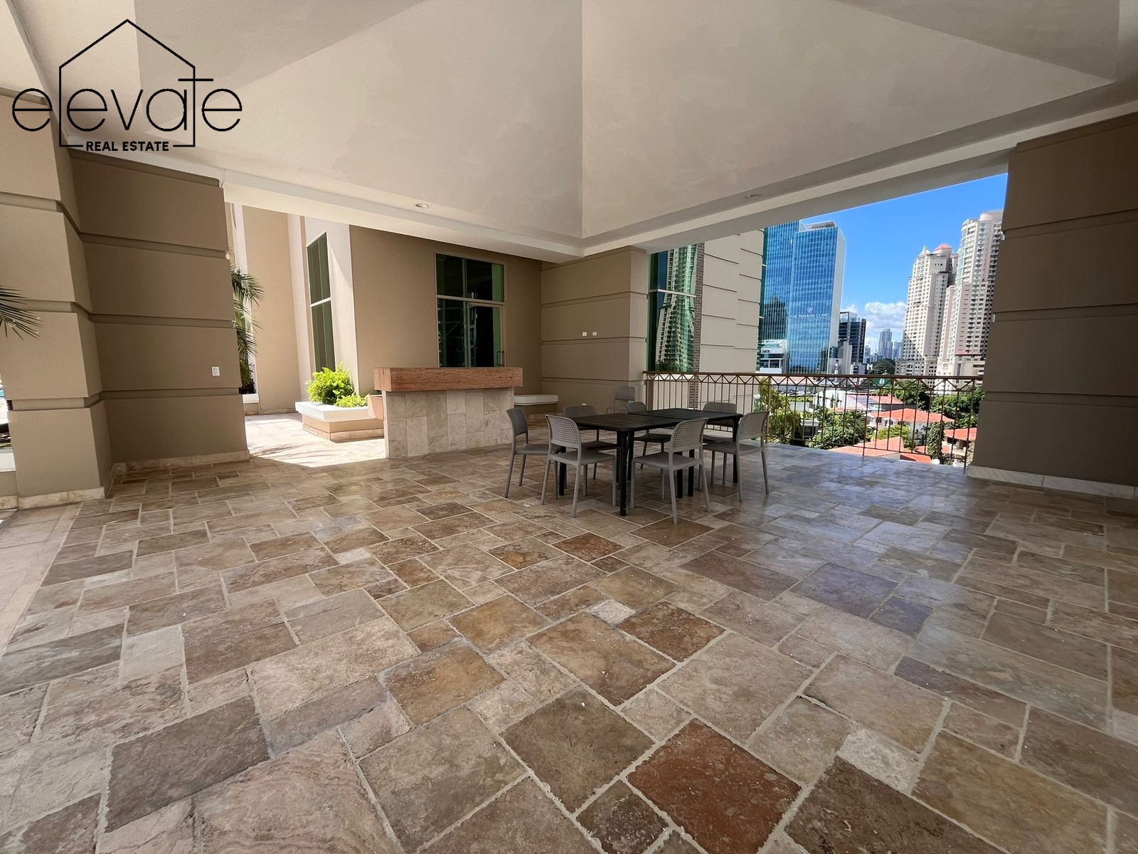 PACIFIC POINT - PUNTA PACIFICA