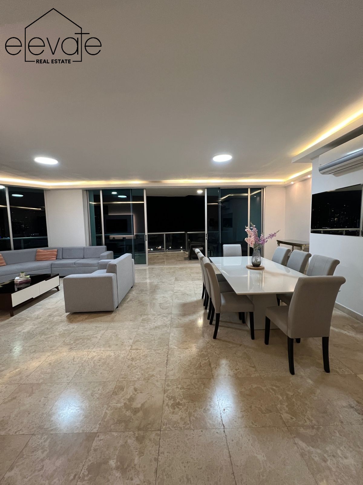 SKY RESIDENCES - AVENIDA BALBOA