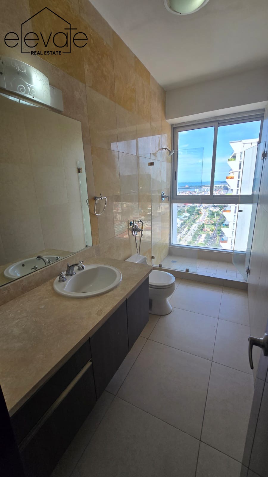 RIVAGE TOWER - AVENIDA BALBOA