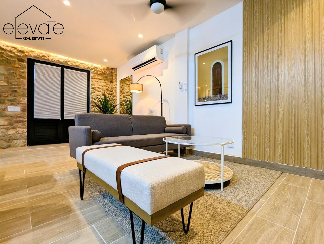 LA CUADRA - CASCO VIEJO