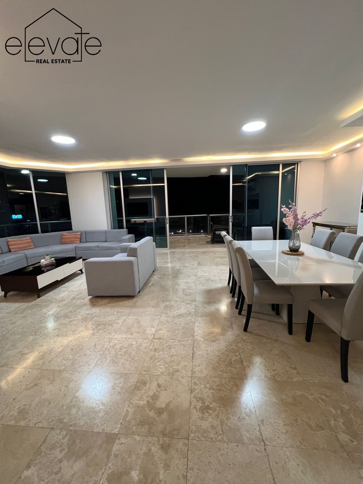 SKY RESIDENCES - AVENIDA BALBOA