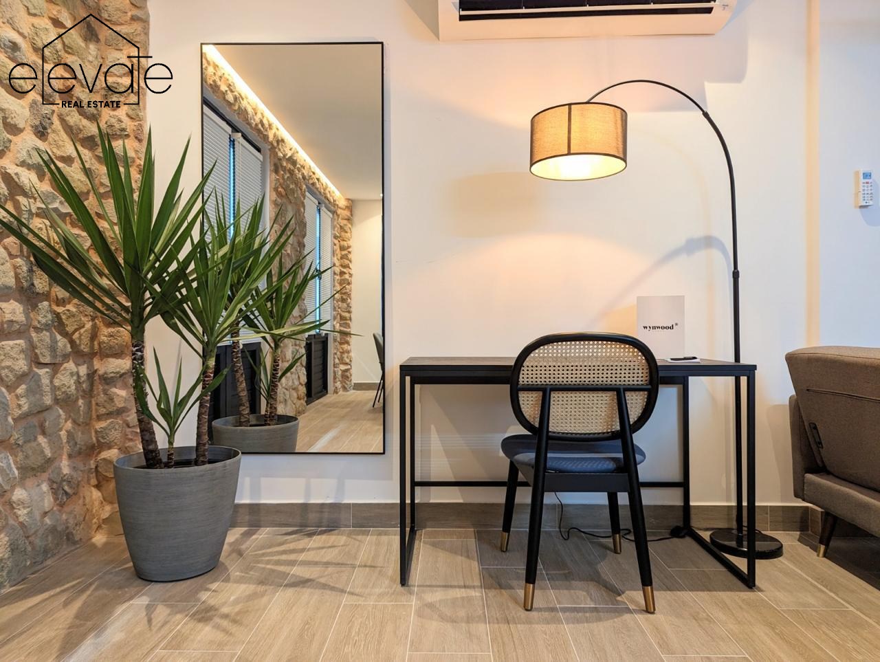 LA CUADRA - CASCO VIEJO