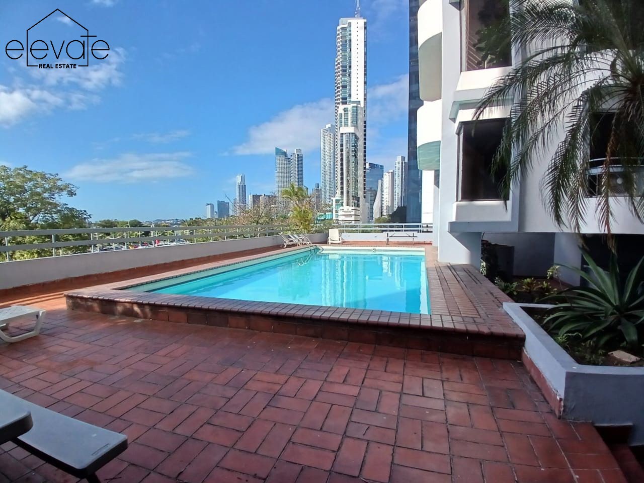 PH LA GAVIOTA - AVENIDA BALBOA