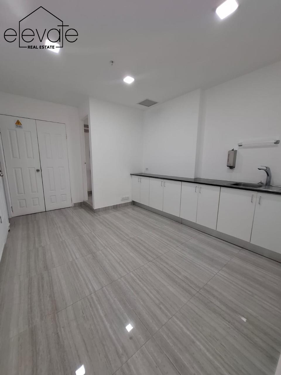 OFICINA EN SAMUEL LEWIS OBARRIO - PH SL55