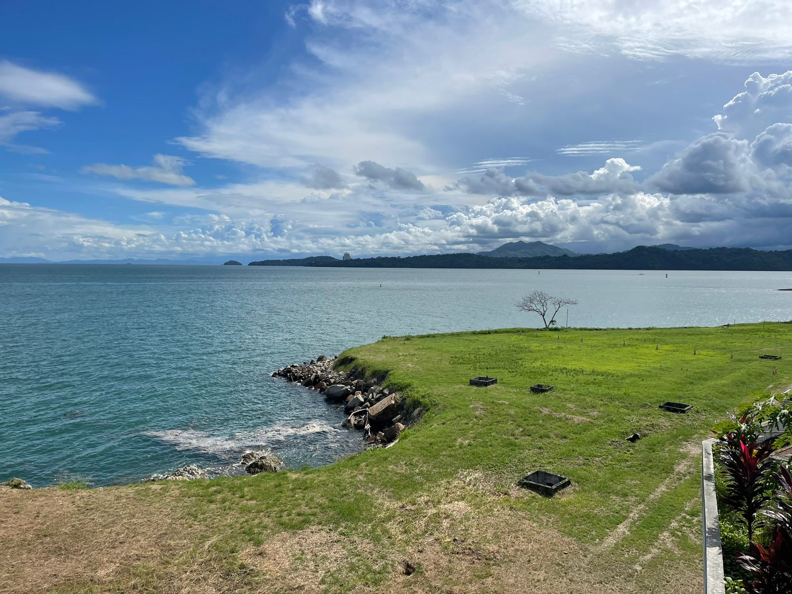 Se alquila apartamento completamente amoblado en Isla Naos - Amador