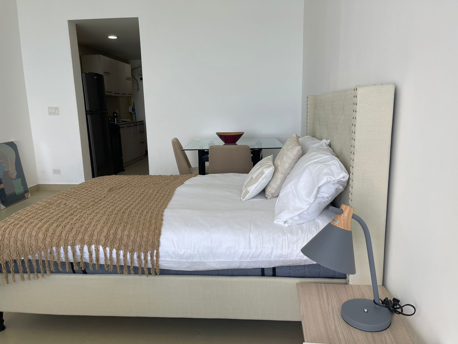 Se alquila apartamento completamente amoblado en Isla Naos - Amador