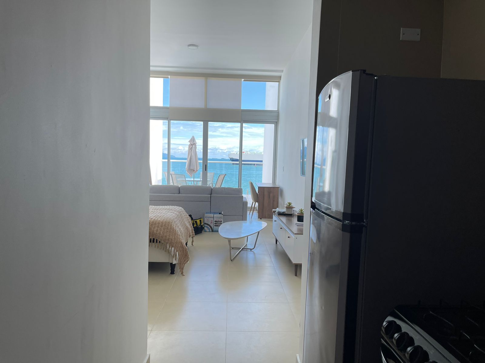 Se alquila apartamento completamente amoblado en Isla Naos - Amador