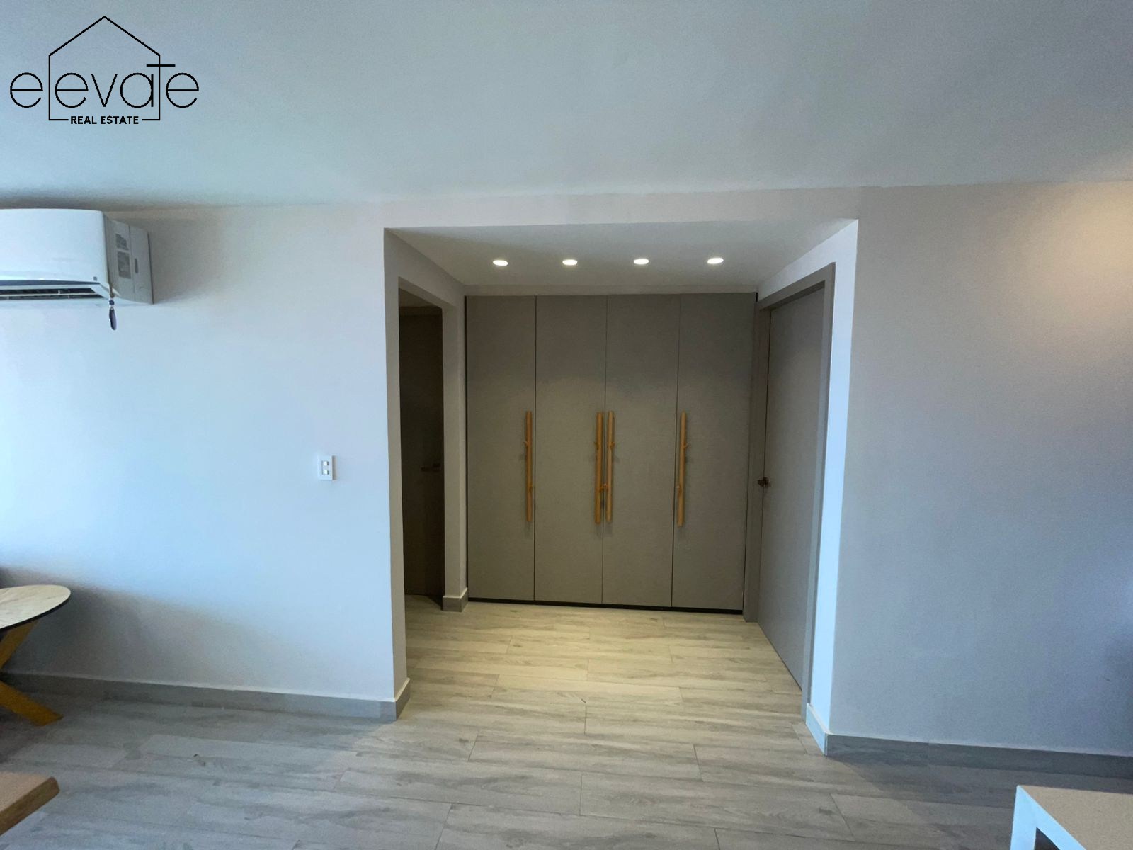 CORONADO COUNTRY CLUB - CORONADO