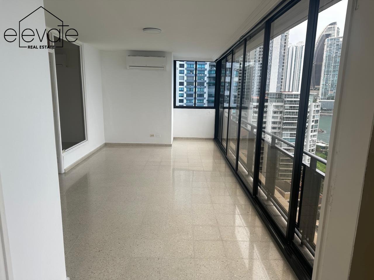 PH WINSTON CHURCHILL - PUNTA PAITILLA