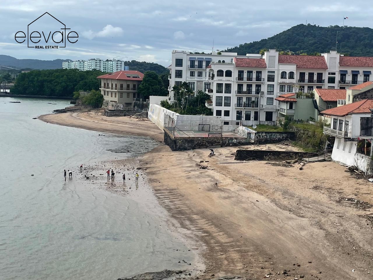 CASCO VIEJO, PANAMÁ - ALQUILER APARTAMENTO CON VISTA AL MAR