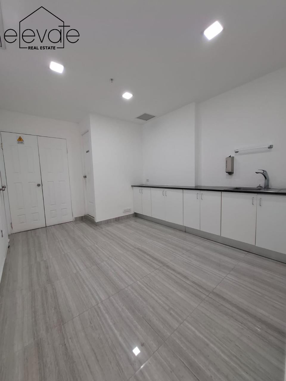 OFICINA EN SAMUEL LEWIS OBARRIO - PH SL55