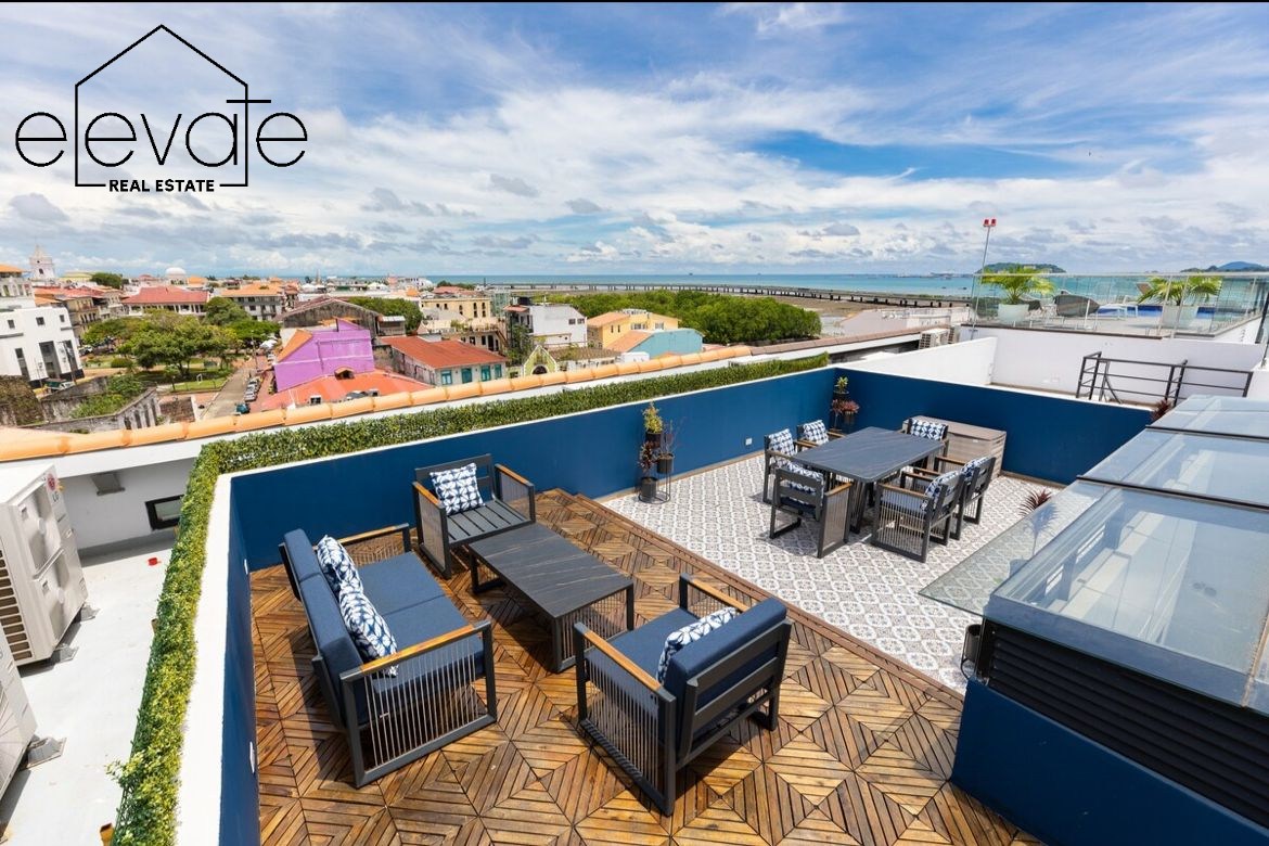 LA CUADRA - CASCO VIEJO