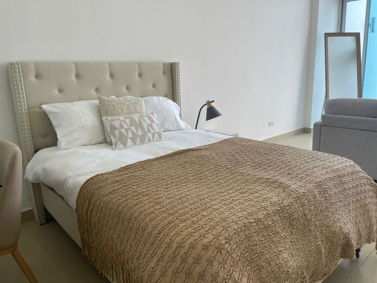 Se alquila apartamento completamente amoblado en Isla Naos - Amador