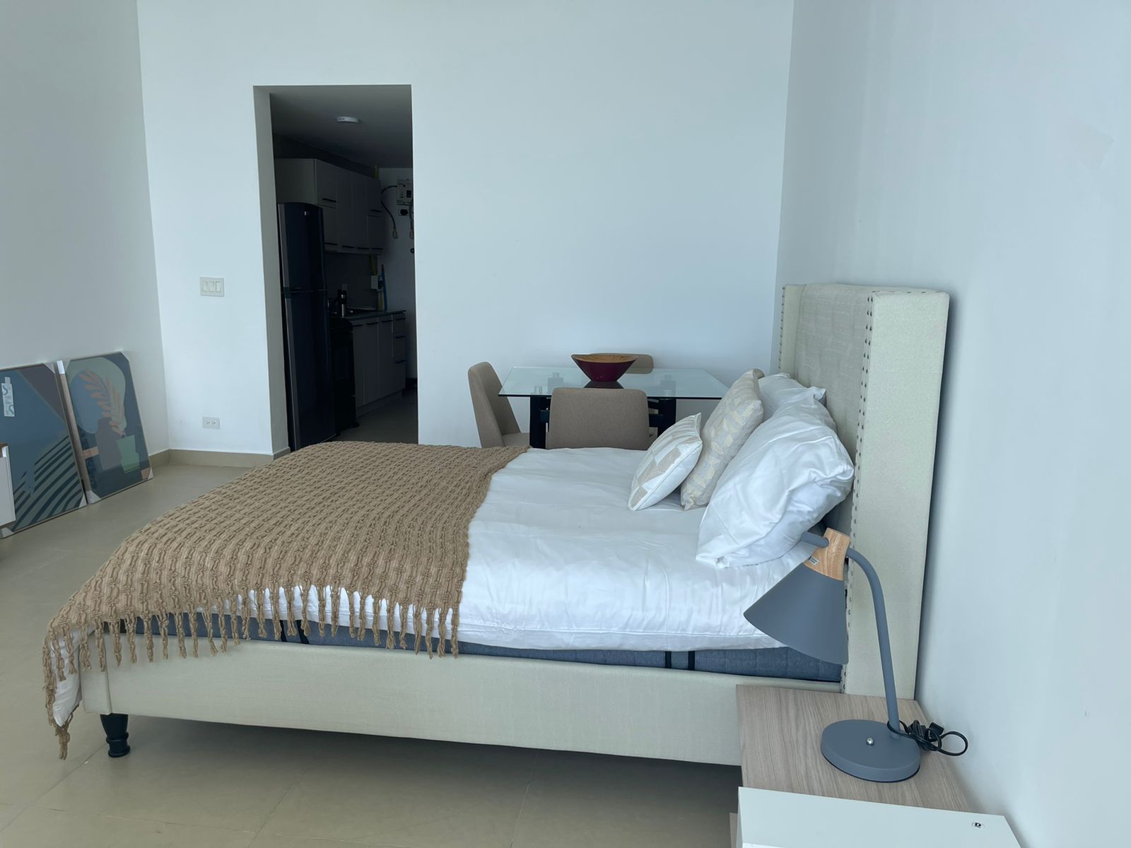 Se alquila apartamento completamente amoblado en Isla Naos - Amador