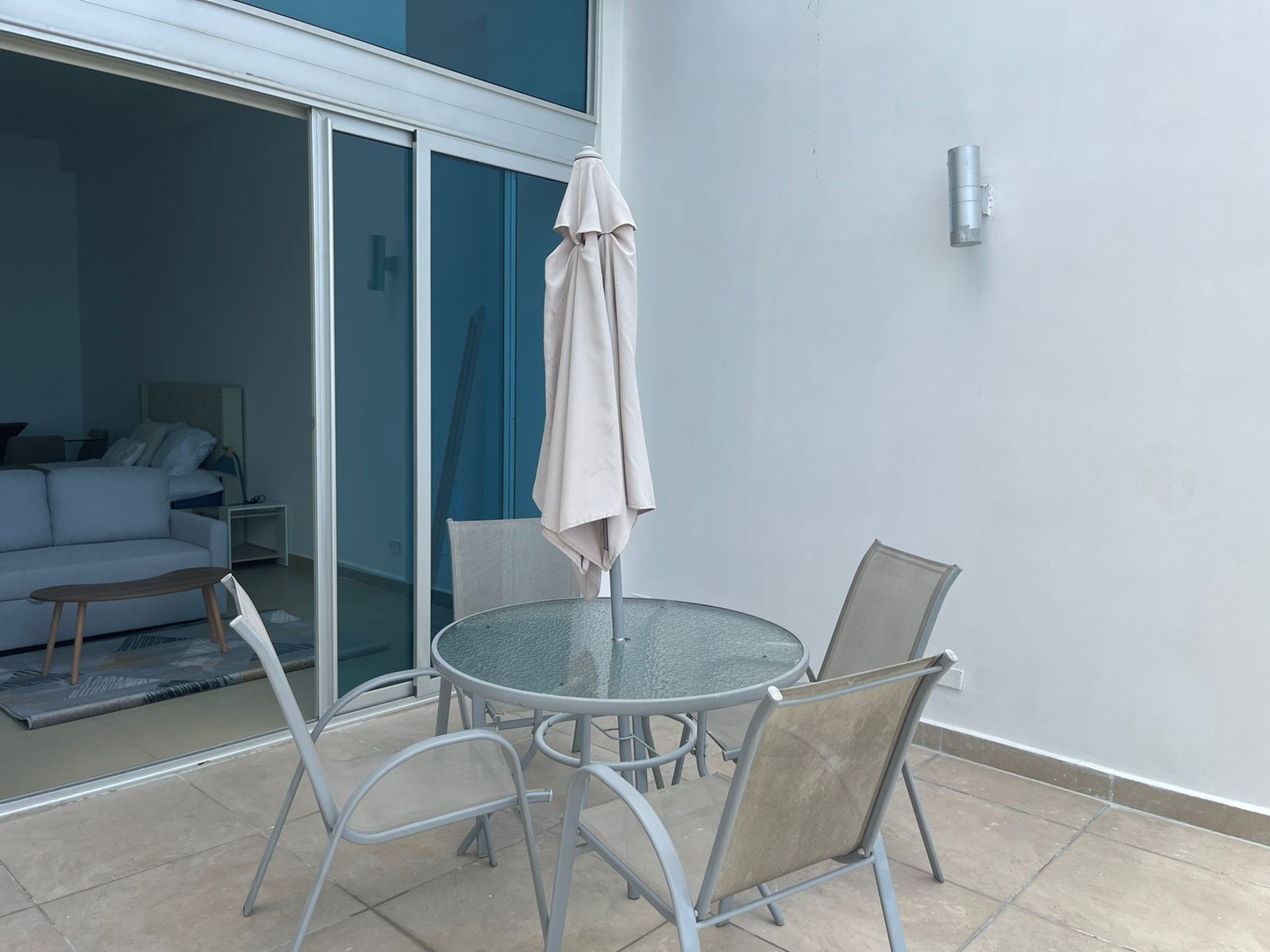 Se alquila apartamento completamente amoblado en Isla Naos - Amador