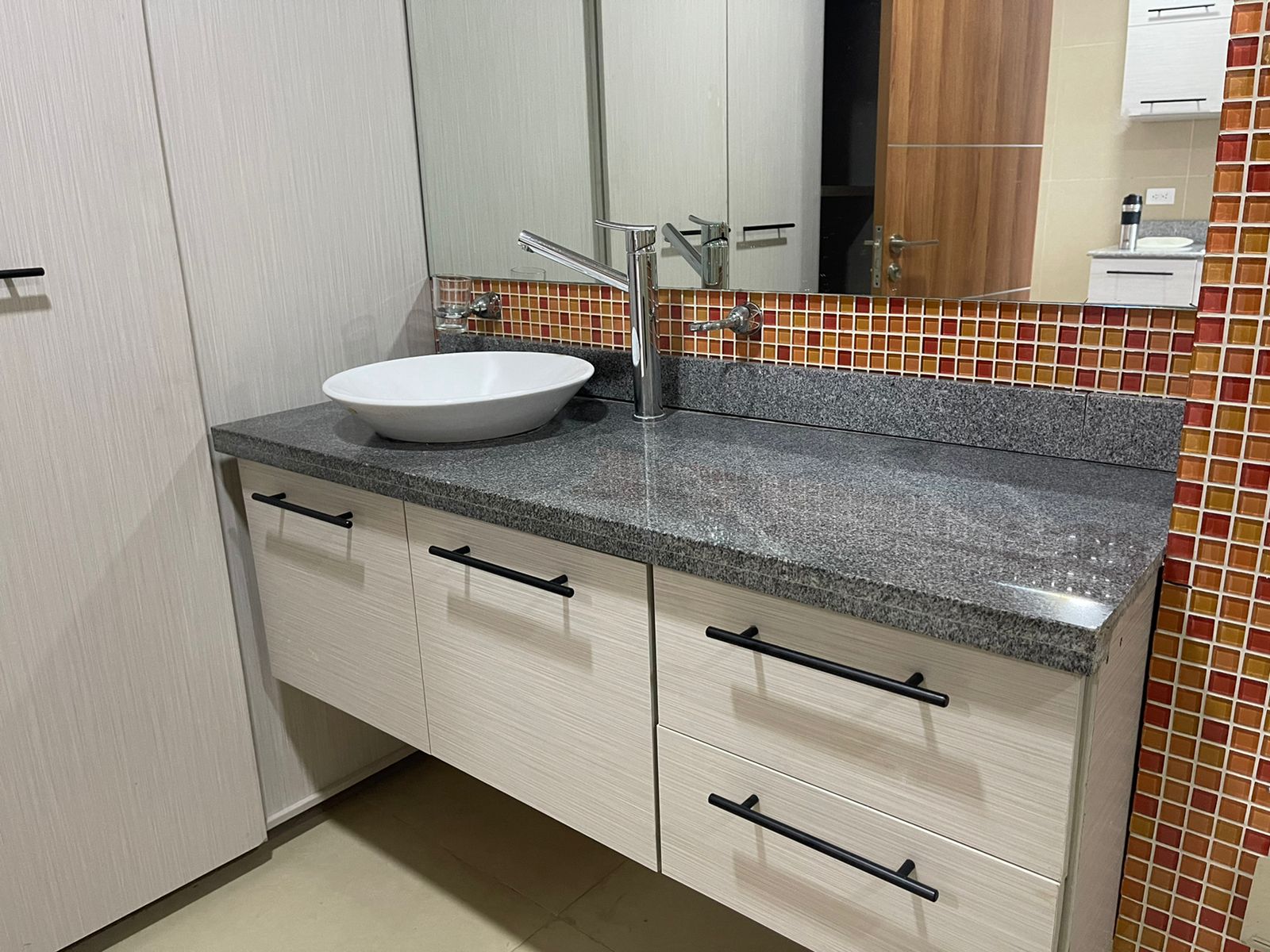 Se alquila apartamento completamente amoblado en Isla Naos - Amador