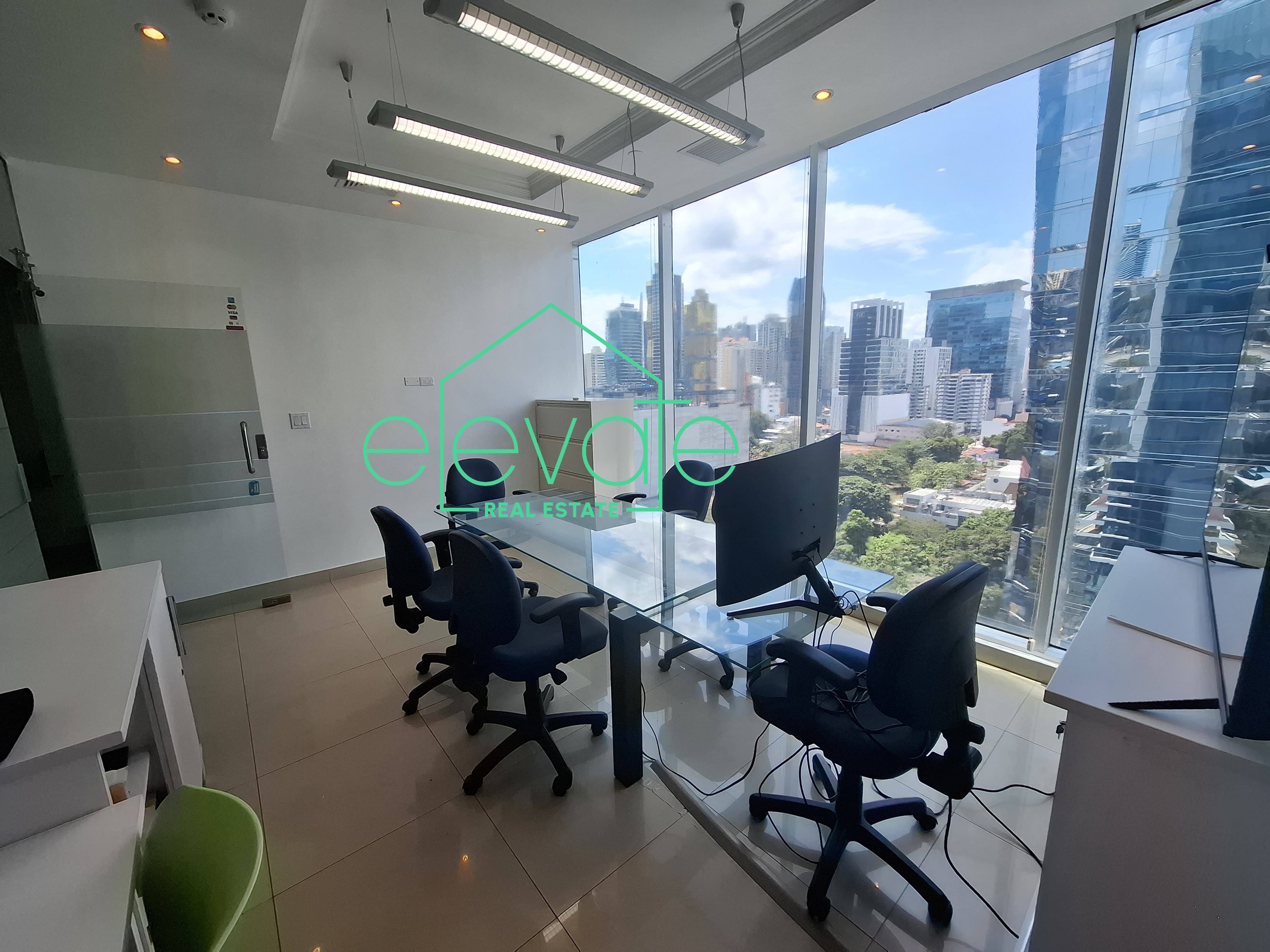 OFICINA EN GLOBAL BANK - CALLE 50