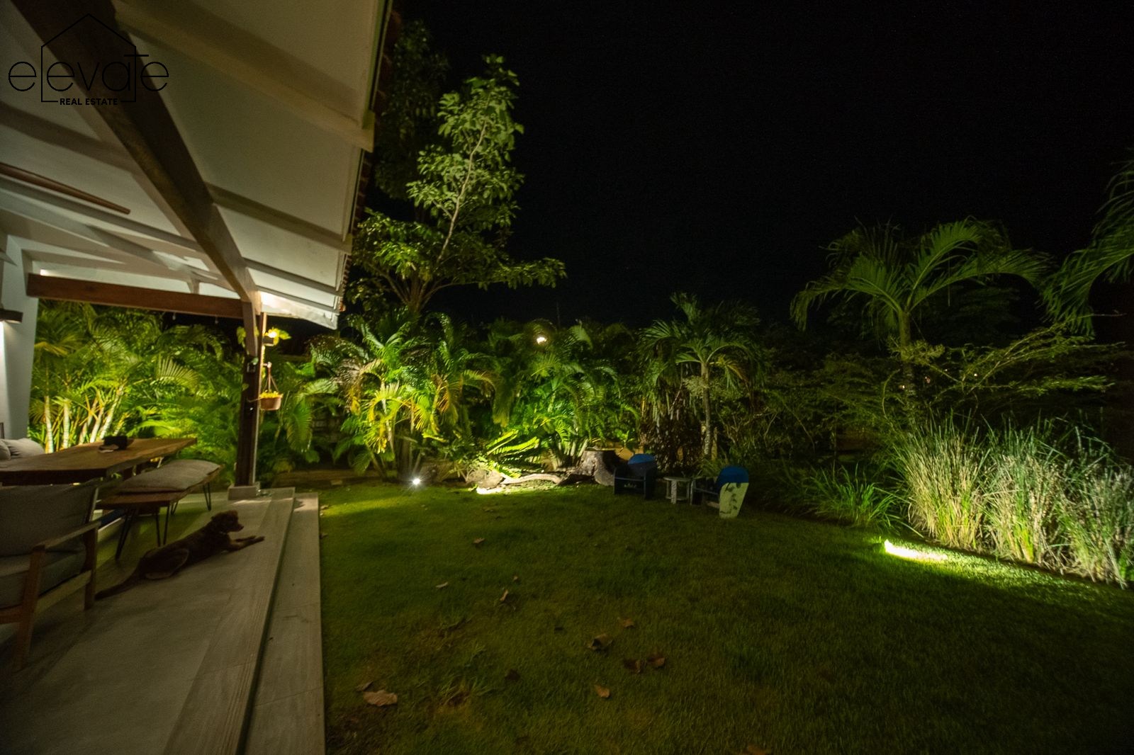 CASA EN BLUE - PLAYA VENAO PEDASI