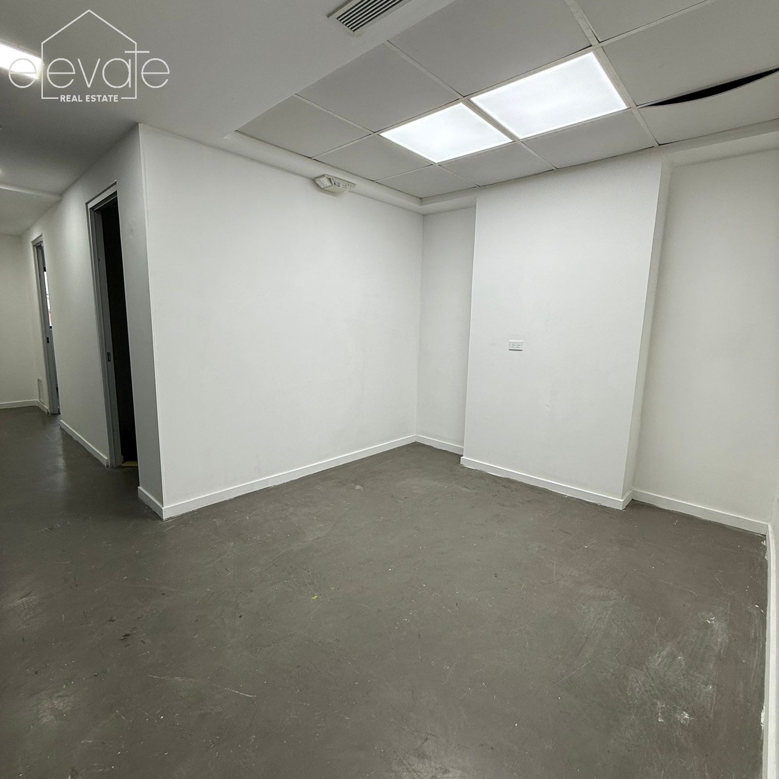 LOCAL COMERCIAL - ROYAL CENTER, MARBELLA