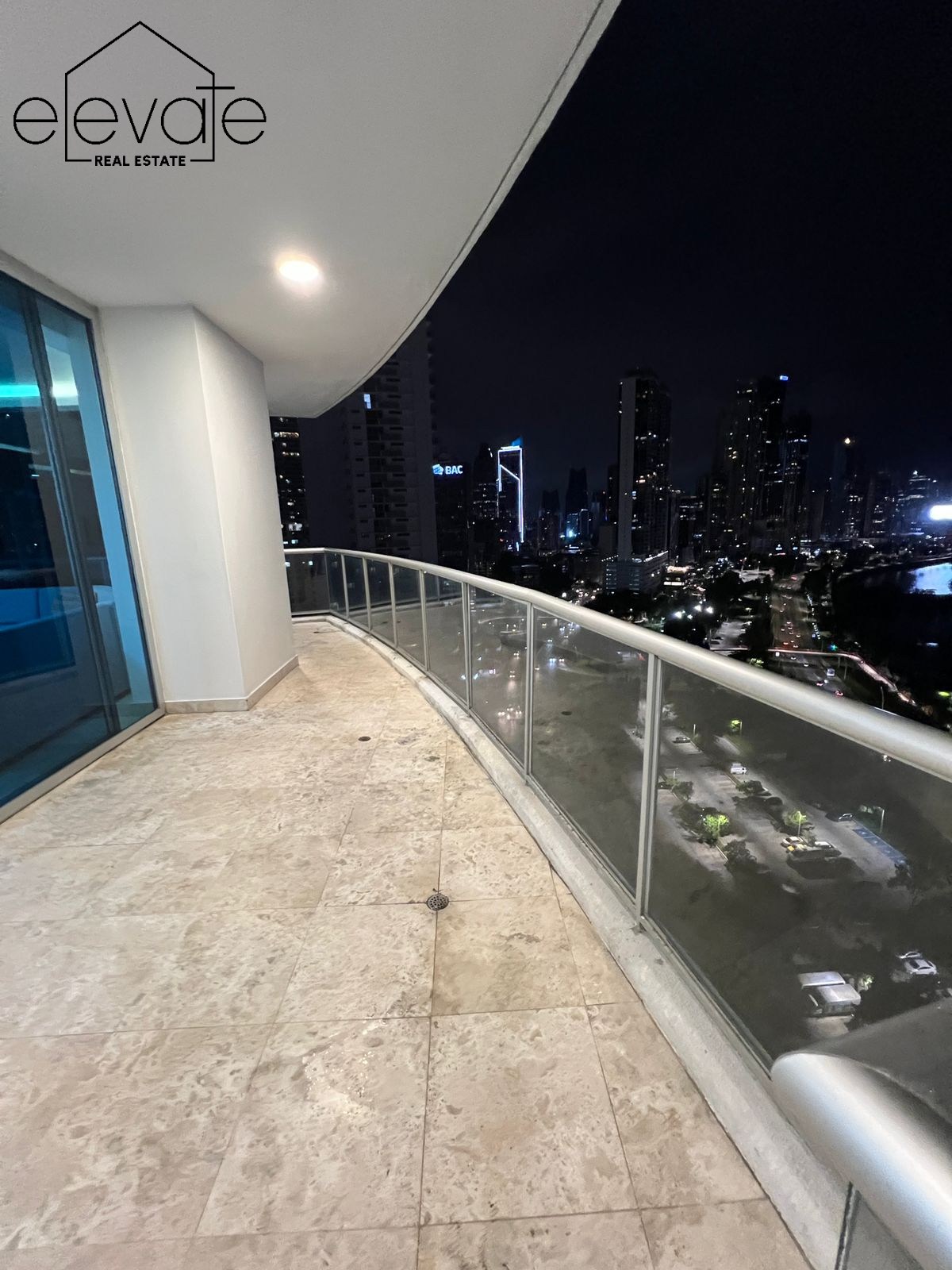 SKY RESIDENCES - AVENIDA BALBOA