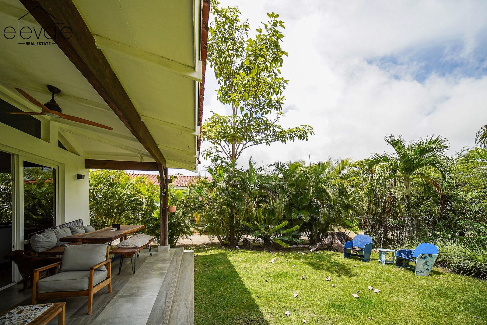 CASA EN BLUE - PLAYA VENAO PEDASI