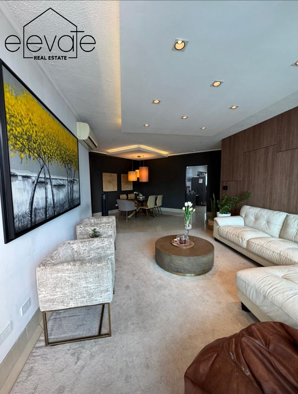 KOLOSAL TOWER - SAN FRANCISCO