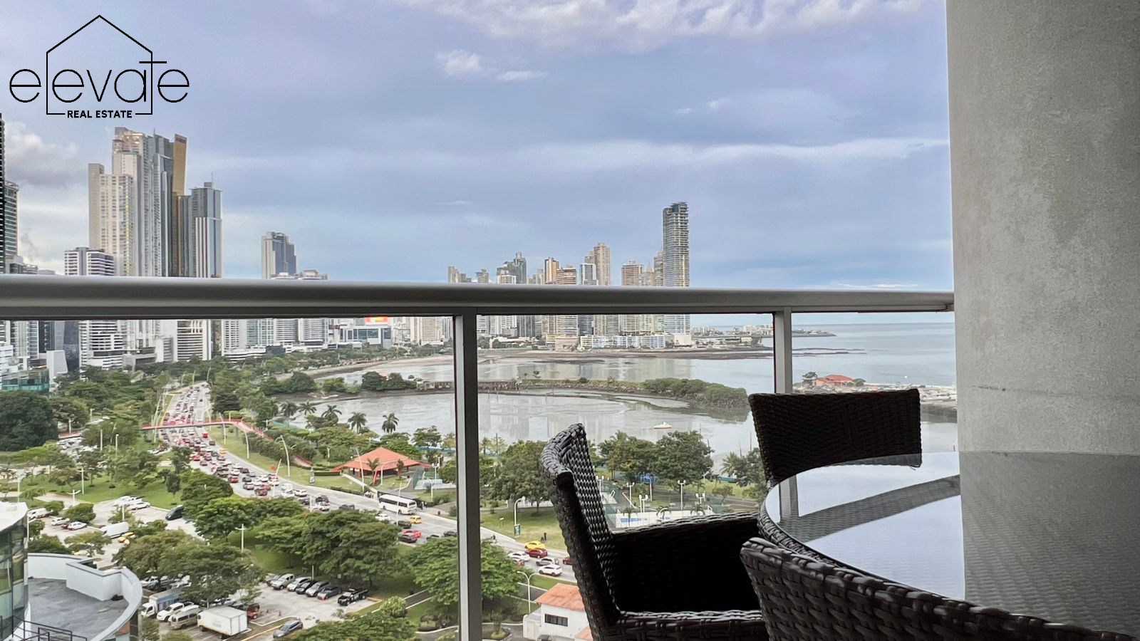 PH YACHT CLUB - AVENIDA BALBOA