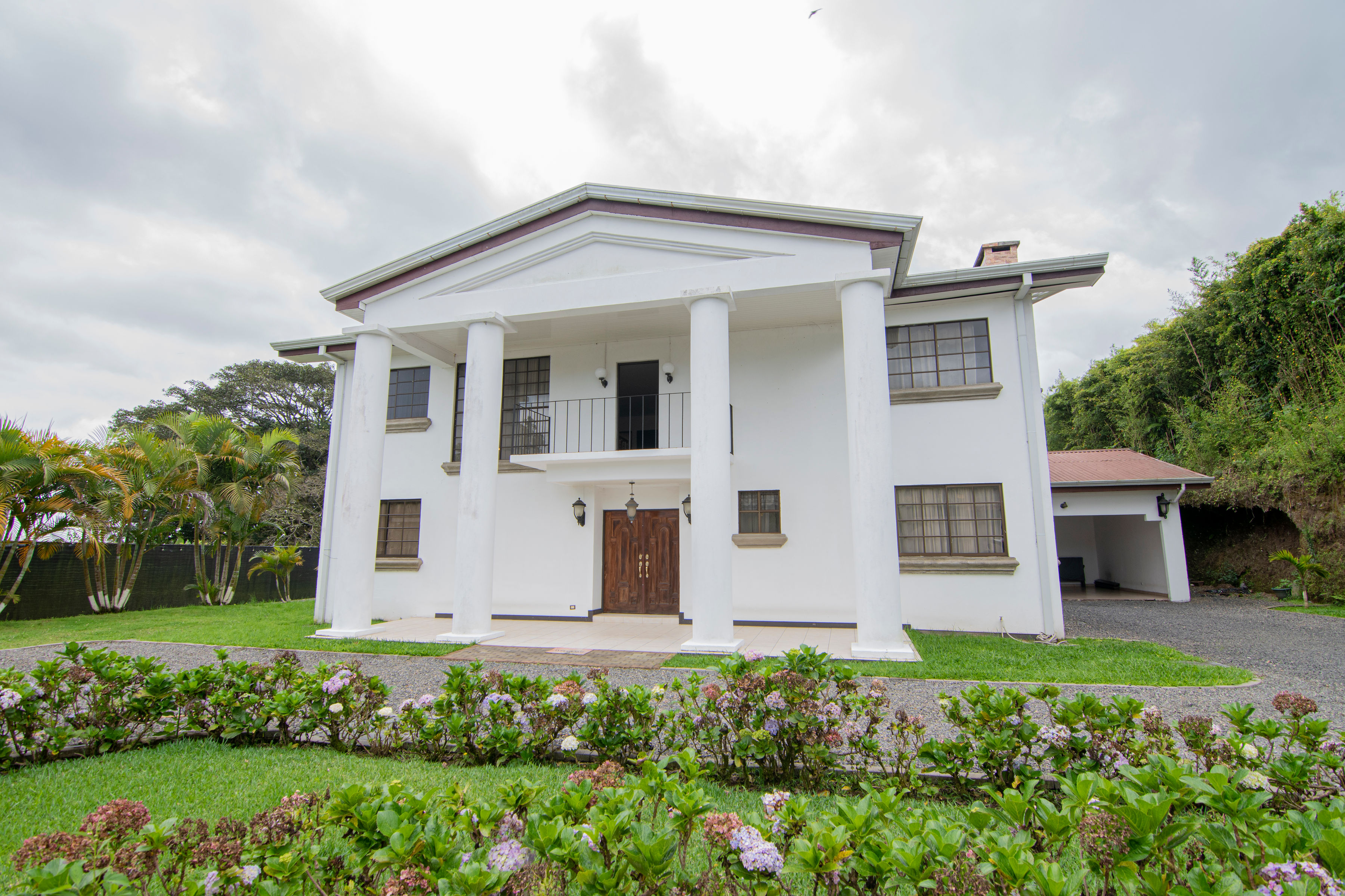 VENTA DE CASA CARTAGO, LA UNIÓN, SAN RAMÓN
