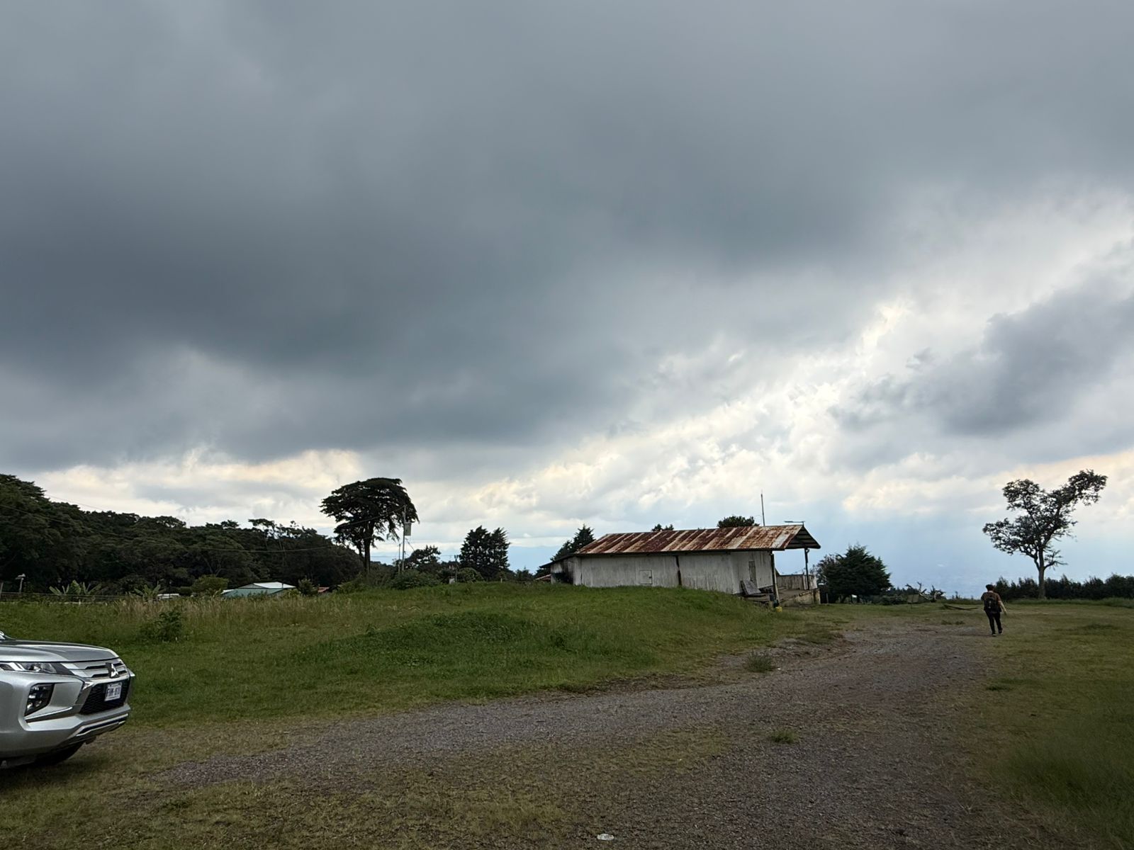 VENTA DE FINCA, USO MIXTO, HEREDIA, SAN JOSÉ DE LA MONTAÑA