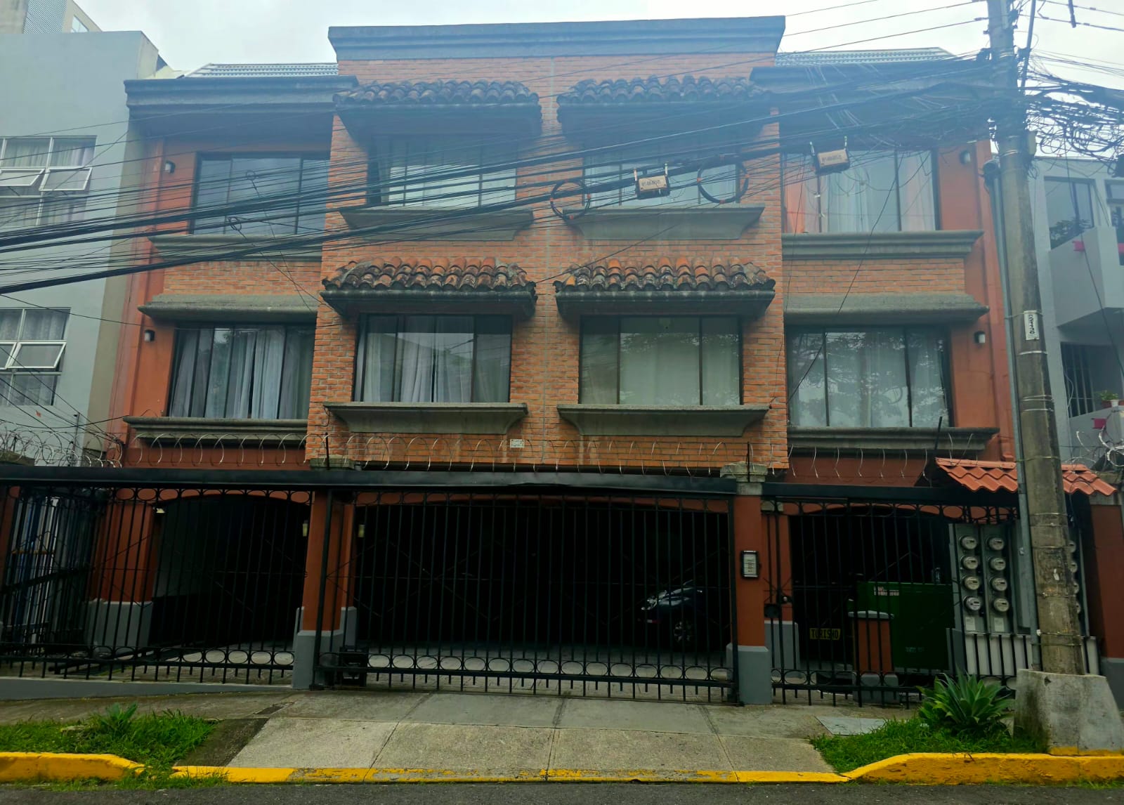 ALQUILER DE APARTAMENTO, SAN JOSÉ, SABANA OESTE, CONTIGUO A UCIMED