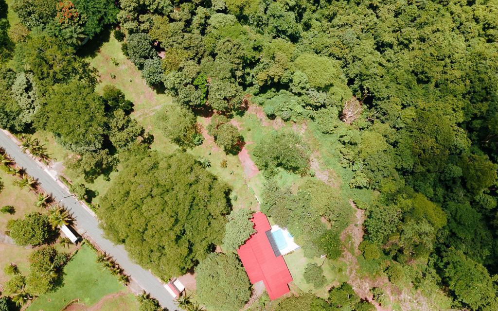 VENTA DE CASA AMUEBLADA, ALAJUELA, OROTINA, CONDOMINIO CASA DE CAMPO.