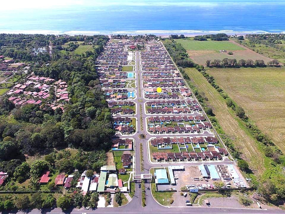 VENTA DE CASA AMUEBLADA, PUNTARENAS, BEJUCO, CONDOMINIO MÁLAGA