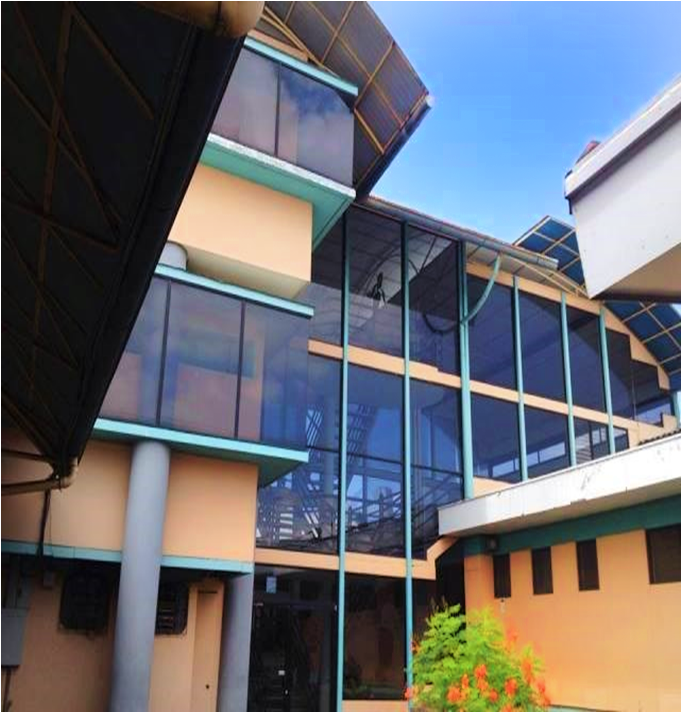 VENTA DE EDIFICIO Y BODEGA EN HEREDIA, CARIARI 