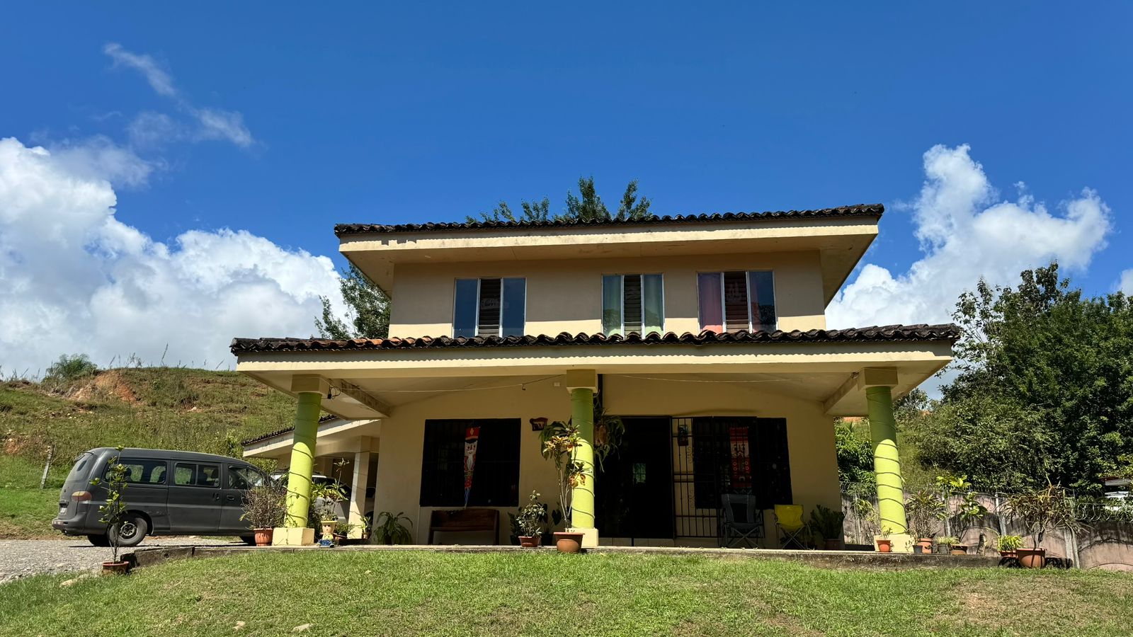 VENTA DE CASA ,PARRITA,PUNTARENAS