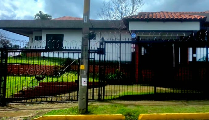 ALQUILER DE CASA COMERCIAL, SAN JOSE, ROHRMOSER
