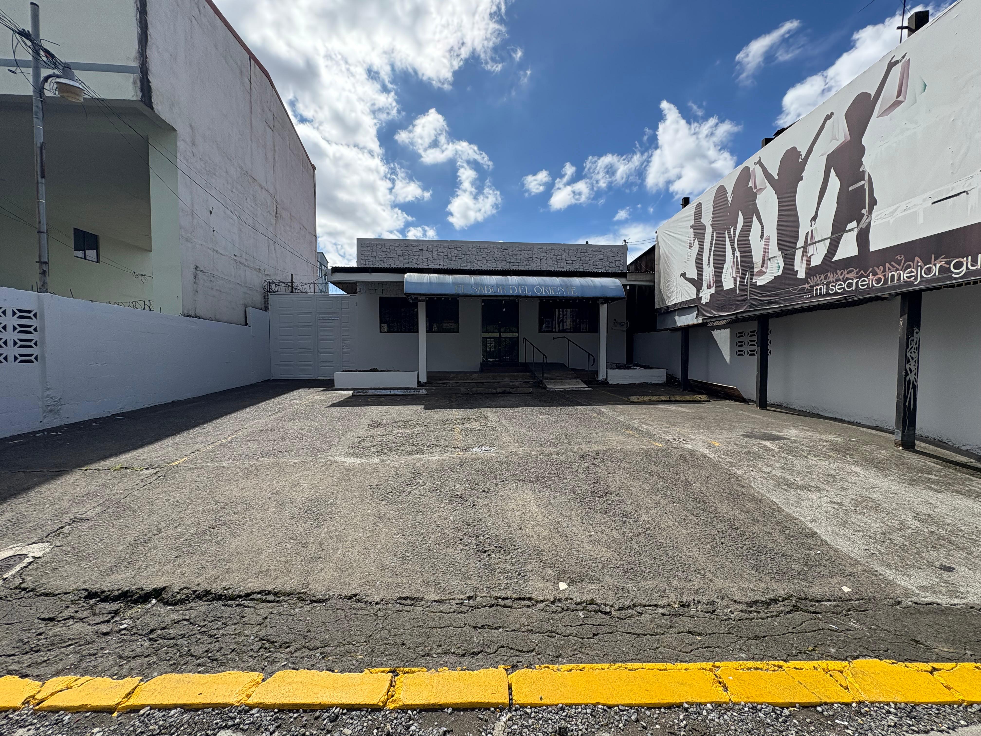 ALQUILER DE LOCAL COMERCIAL SAN JOSÉ, SABANILLA, MONTES DE OCA