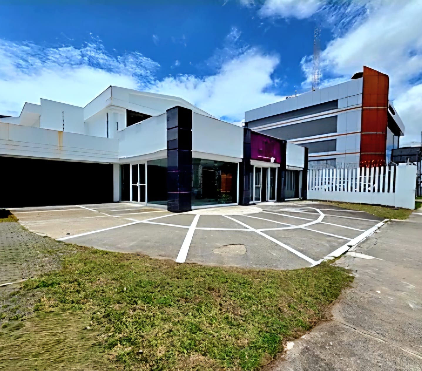 ALQUILER DE CASA COMERCIAL, SAN JOSE, ROHRMOSER